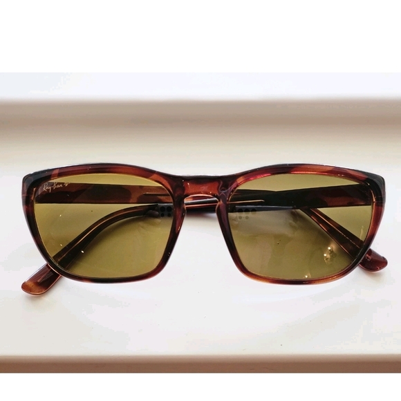 Ray-Ban Predator PS1 Sunglasses- Bausch Lomb Lens Tortoise Frames Case- Vintage